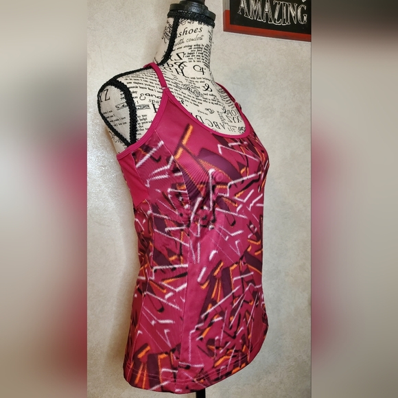 NWOT Fila Women's Red and Pink Graphic Tank Top Size:M - Picture 3 of 8